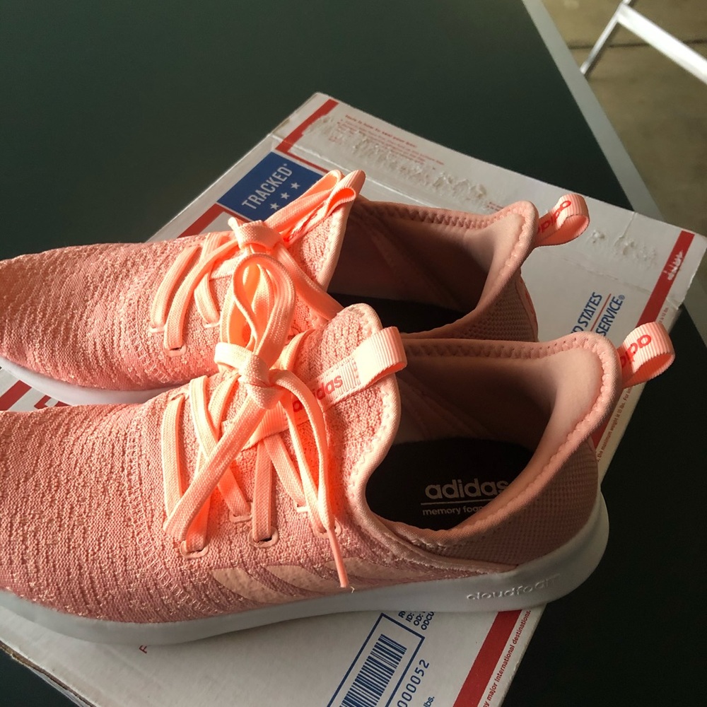 Adidas Cloudfoam tennis Shoes size 9.5